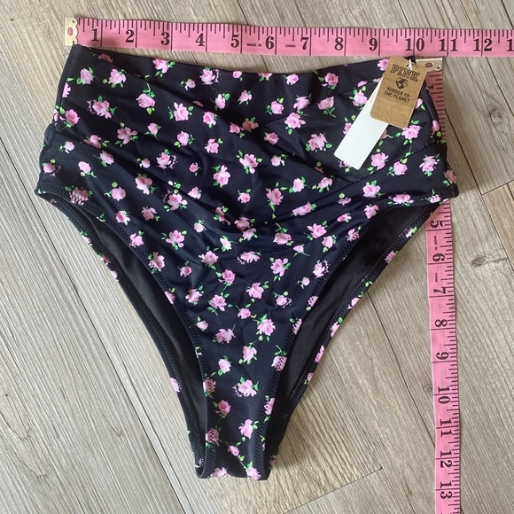 VS PINK V Crossover High-Waist Bikini Bottom Pure Black FLoral - Picture 11 of 11